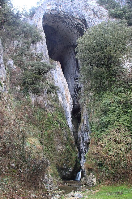 AIZKORRI-ARATZ PARKE NATURALEKO APARKALEKUAK